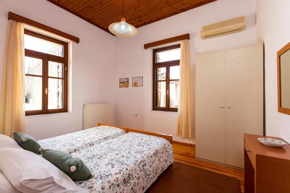 Lilys Apartments 레팀노 외부 사진