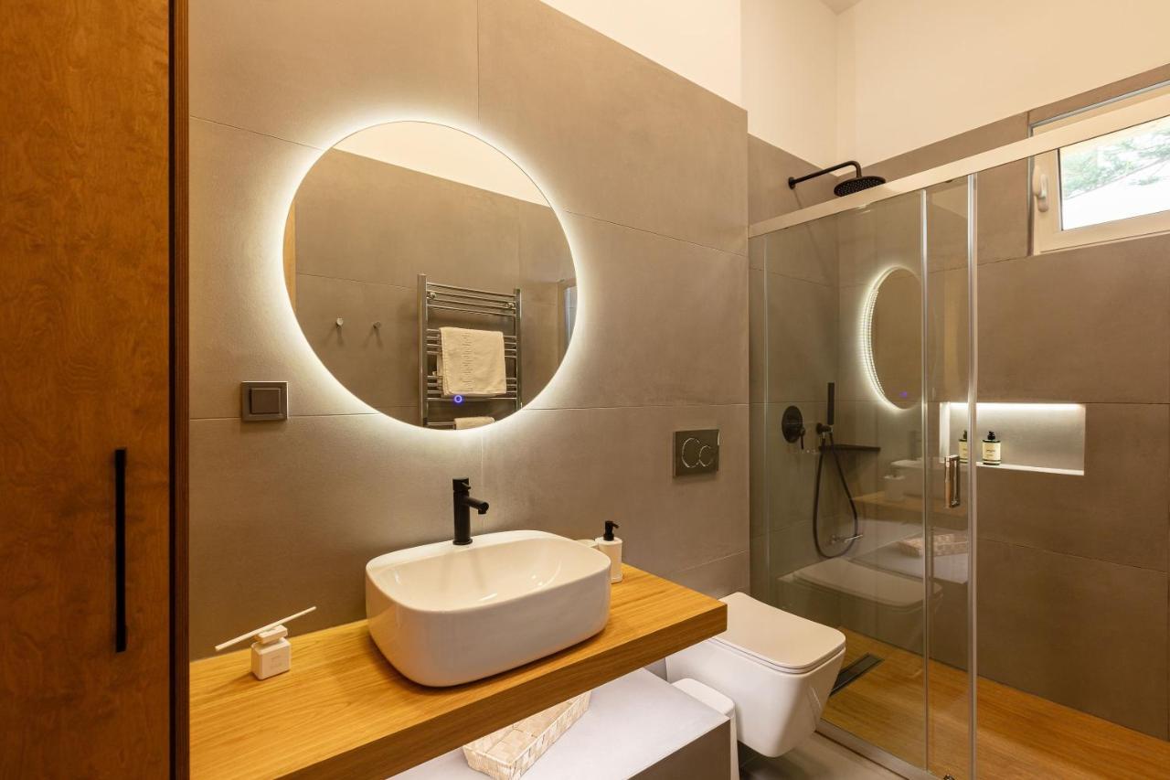 Lilys Apartments 레팀노 외부 사진