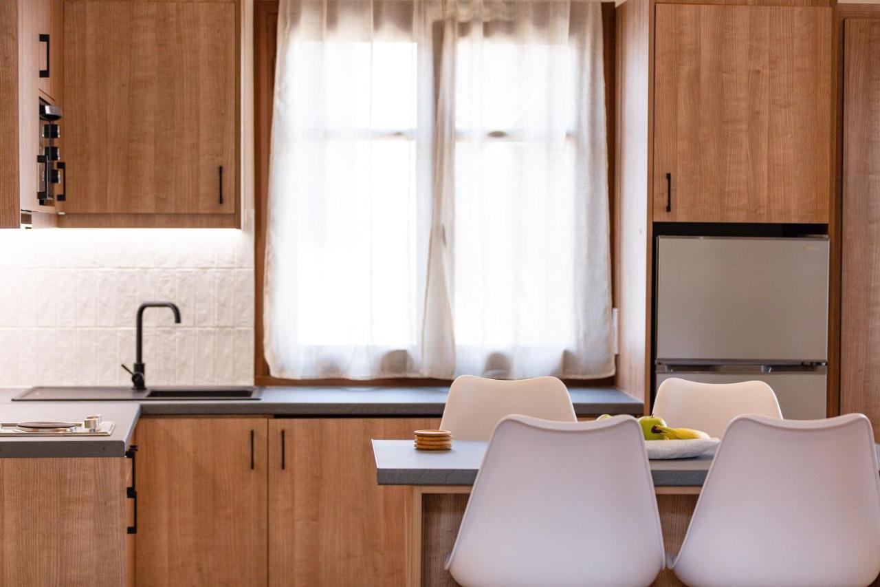 Lilys Apartments 레팀노 외부 사진